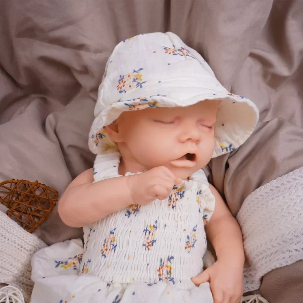 17.7" Lifelike Silicone Baby Reborn Doll - Image 2