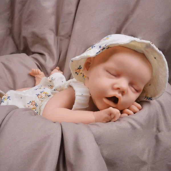 17.7" Lifelike Silicone Baby Reborn Doll - Image 5
