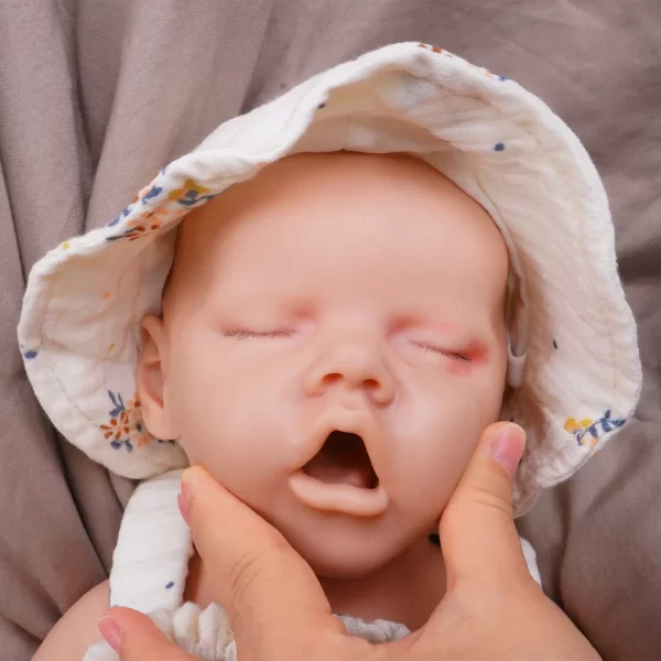 17.7" Lifelike Silicone Baby Reborn Doll - Image 7